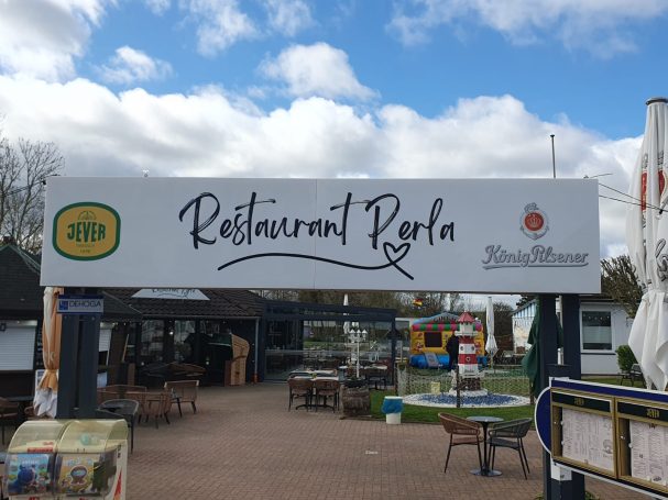 Eingang Restaurant Perla